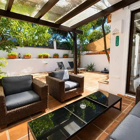 Casa Elviria Con Gran Piscina Comunitaria, Wi-fi Y Aire Acondicionado A 1 Kilometro De La Playa Ferienhaus Marbella