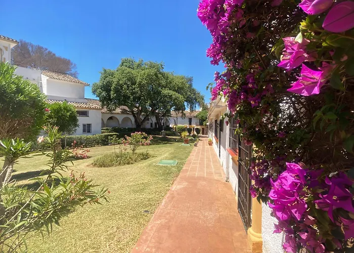 Casa Elviria Con Gran Piscina Comunitaria, Wi-fi Y Aire Acondicionado A 1 Kilometro De La Playa Prázdninový dům Marbella