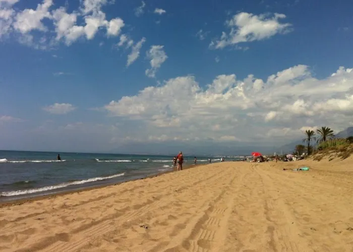 Prázdninový dům Casa Elviria Con Gran Piscina Comunitaria, Wi-fi Y Aire Acondicionado A 1 Kilometro De La Playa *