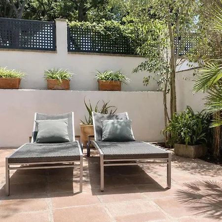 Casa Elviria Con Gran Piscina Comunitaria, Wi-fi Y Aire Acondicionado A 1 Kilometro De La Playa