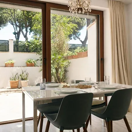 Casa Elviria Con Gran Piscina Comunitaria, Wi-fi Y Aire Acondicionado A 1 Kilometro De La Playa Casa de Férias